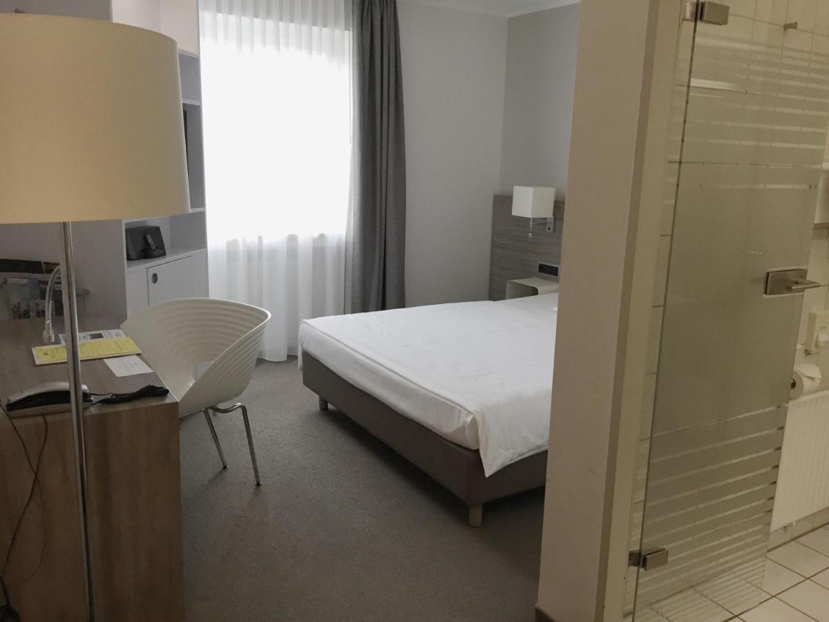 Hotel Schweizer Hof Кассель Экстерьер фото