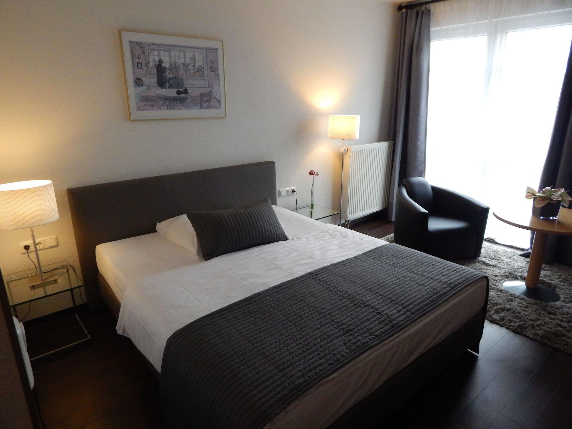 Hotel Schweizer Hof Кассель Экстерьер фото