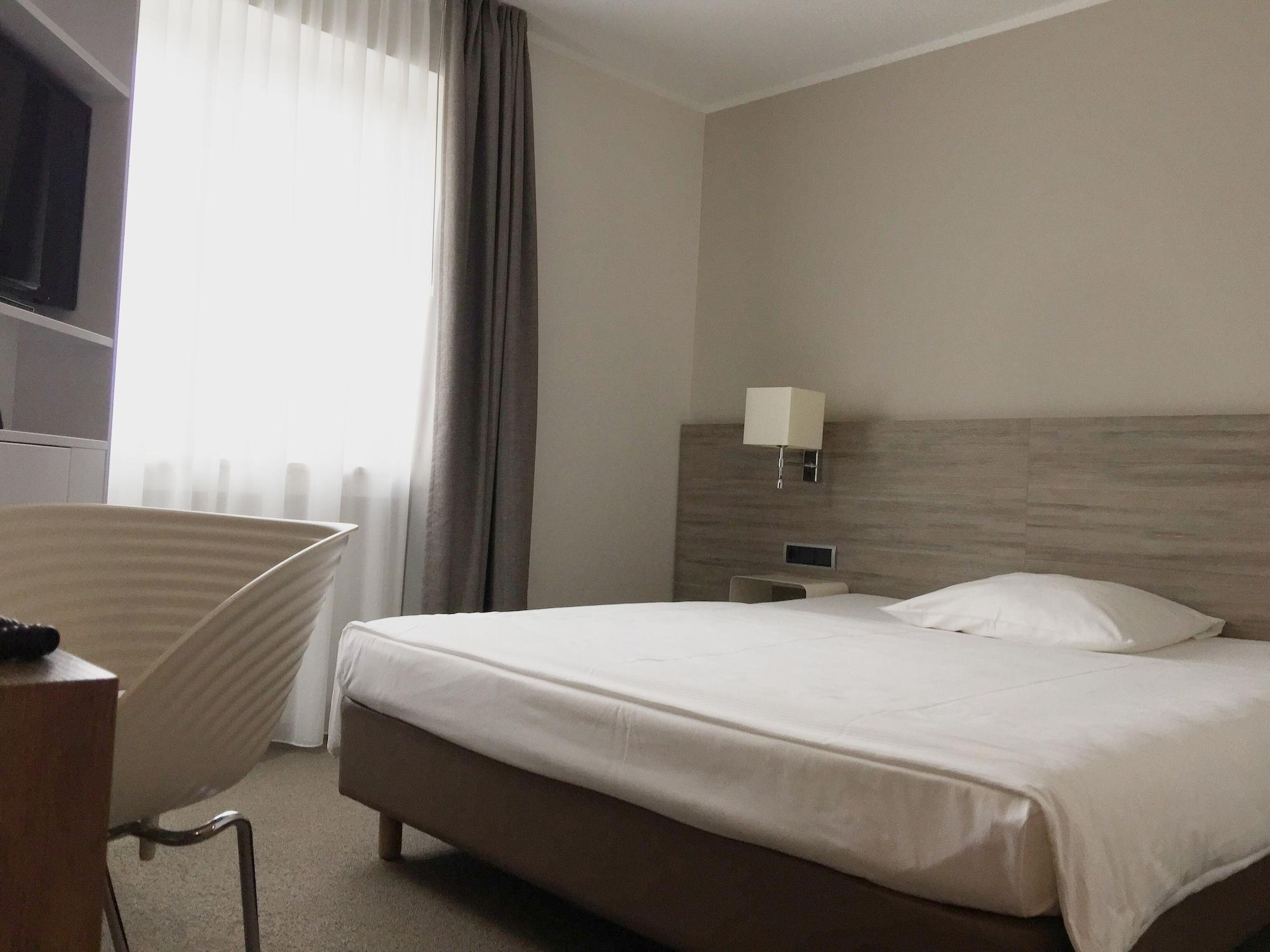 Hotel Schweizer Hof Кассель Экстерьер фото